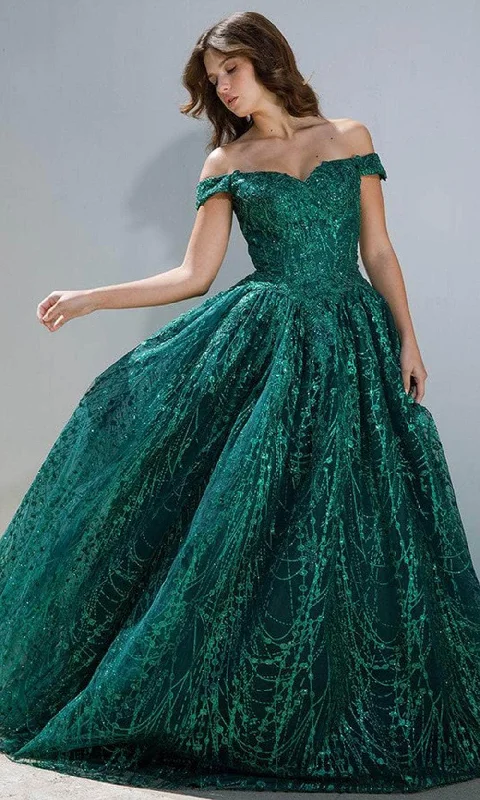 Eureka Fashion 9778 - Off-Shoulder Sweetheart Ballgown